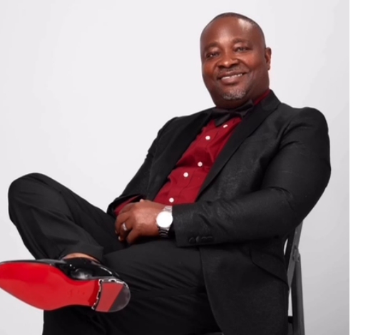 Chief Ayoola Lawal Honors Femi Showunmi at 50th Birthday